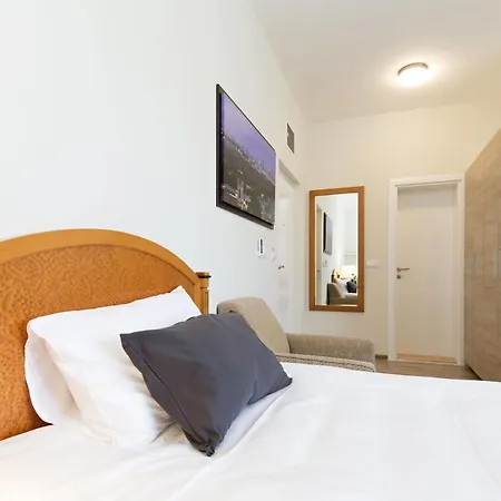 Hotel Avalon Garni