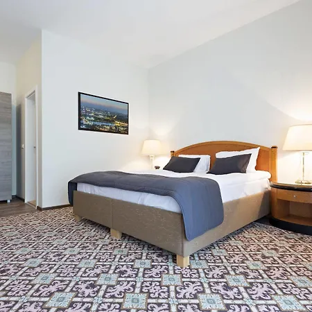 Hotel Avalon Garni