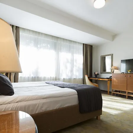 Hotel Avalon Garni Belgrado